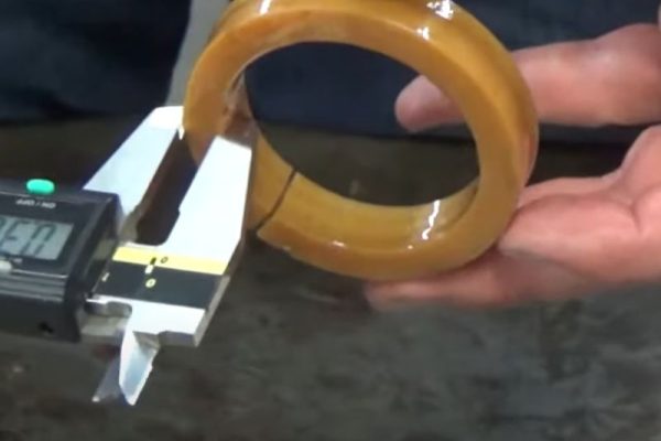 Identifying Hydraulic Cylinders seal Topa