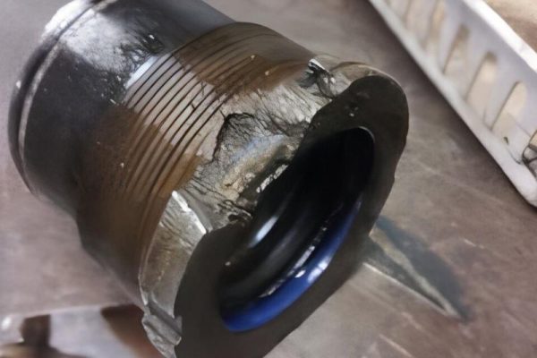 Piston Wear and Damage Topa