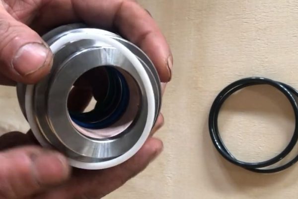 replacing seals Topa