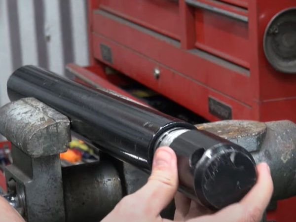 How to Prevent Costly Hydraulic Cylinder Installation Failures - Topa ...