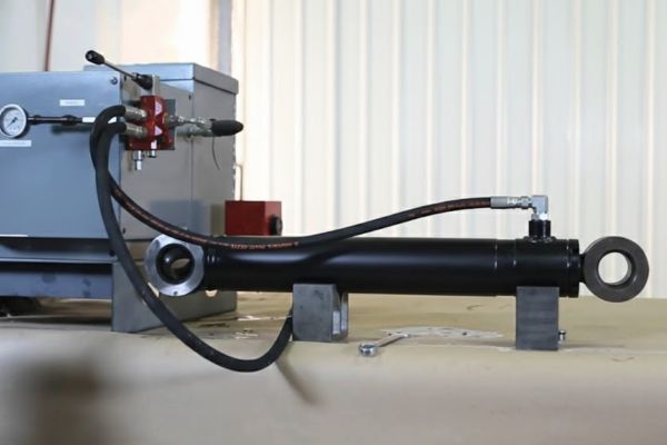 hydraulic cylinder pressure test