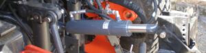 Why Do Corroded Hitch Cylinder Rods Start Leaking Under Load