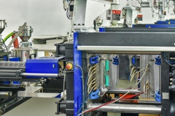 Injection Molding Machines Topa