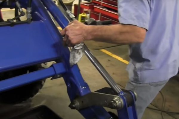 cleaning single acting hydraulic Cylinder Topa