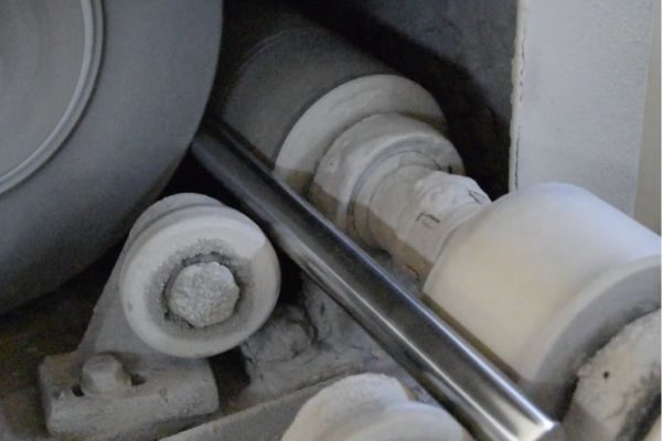 Grinding for cylinder finishing